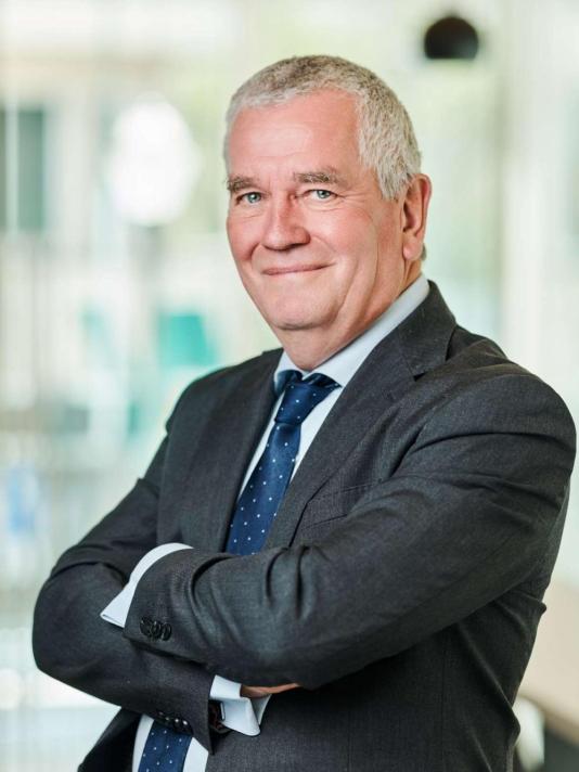 Pierre Etienne – Administrateur indépendant non exécutif