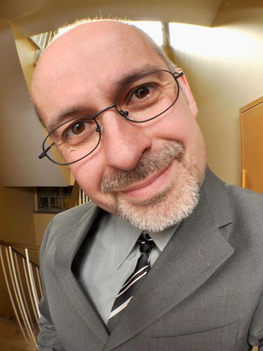 Un escroc se fait passer pour un caissier de banque